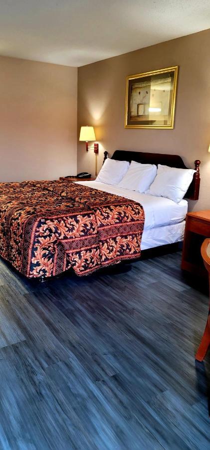 Regency Travel Inn Hayti Eksteriør bilde